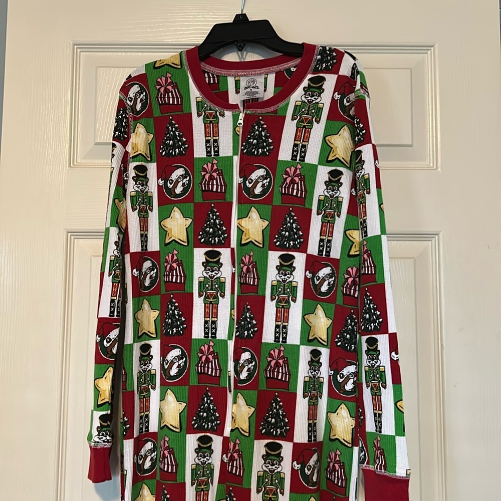 Buc-ees onesie